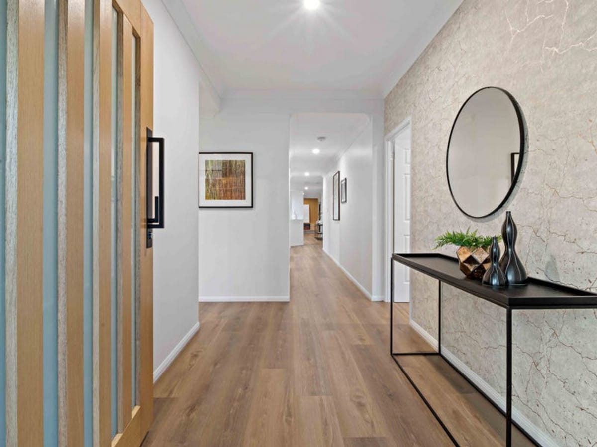 77 Windermere Avenue, SINNAMON PARK QLD 4073