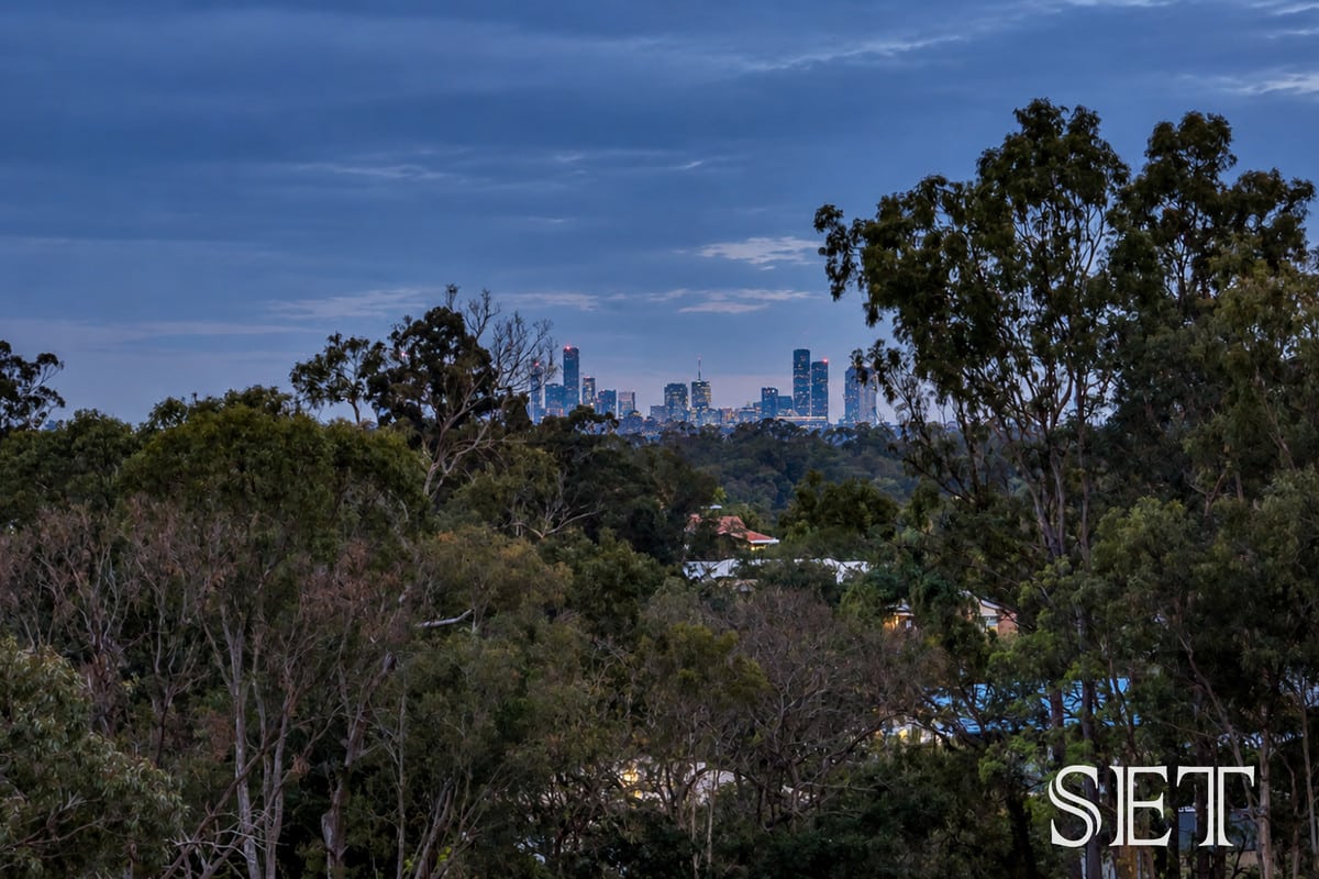 23 Rise Place, Moggill QLD 4070
